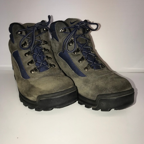 nike acg suede boots